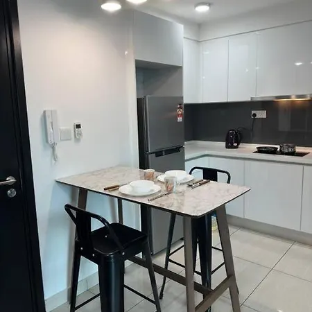 1313Almas Suites Cozy Netflix 100Mbps By Stay Nusajaya  Exterior photo