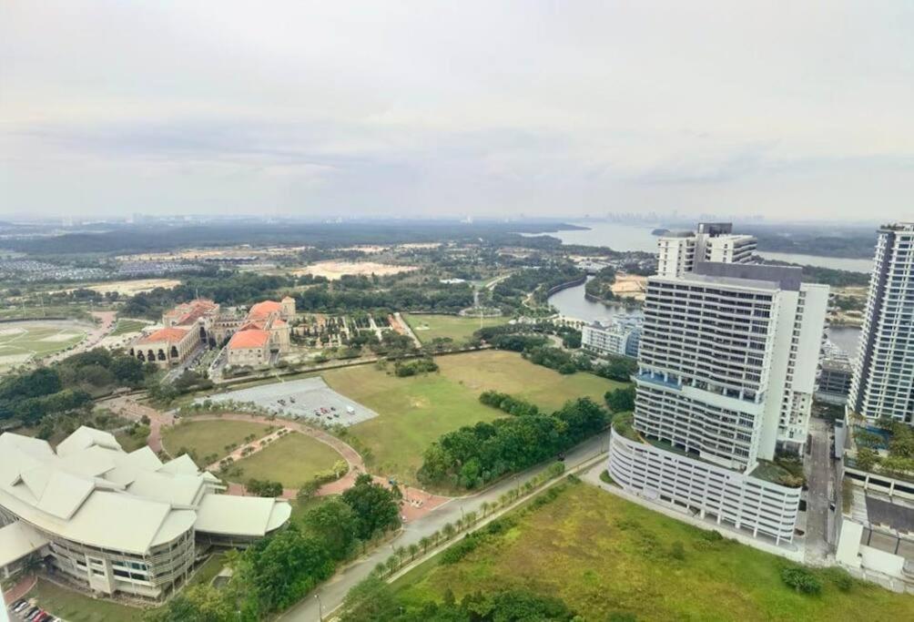 1313almas Cozy Netflix 100mbps By Apartment Nusajaya (Iskandar Puteri)